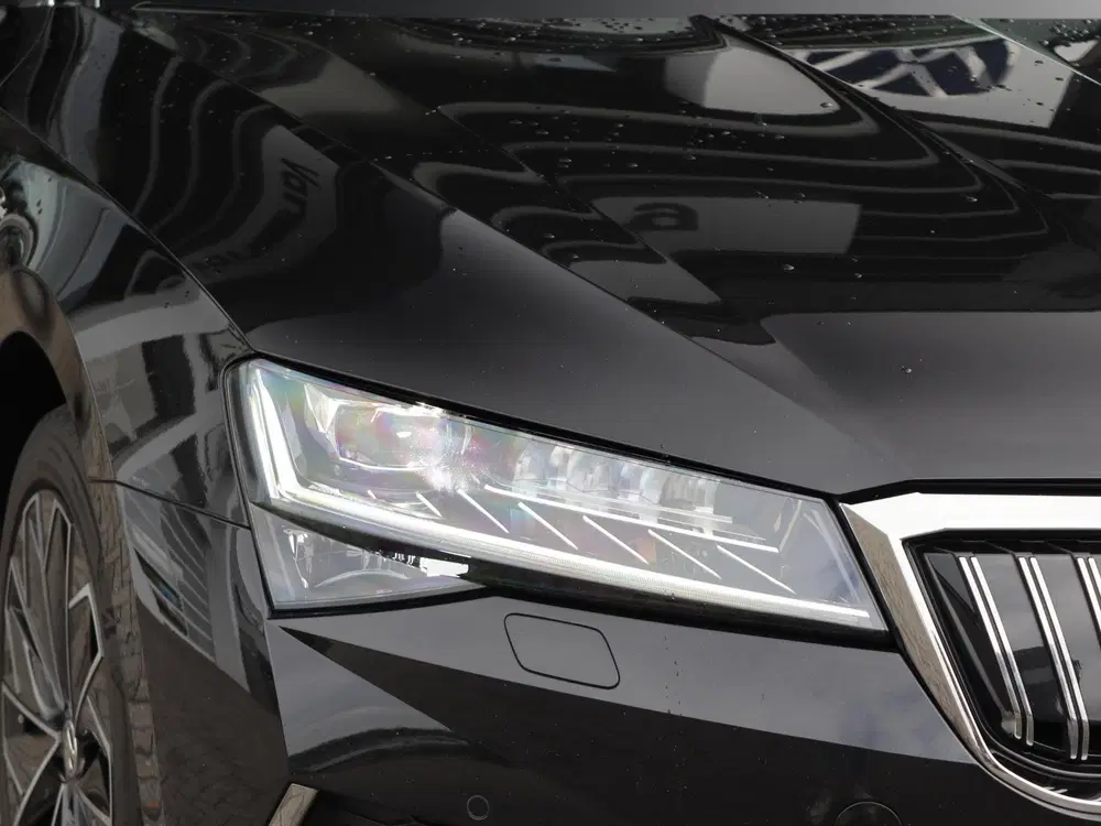 Skoda Superb 1.4 TSI iV 218 pk DSG L&K uit 2023, foto 5