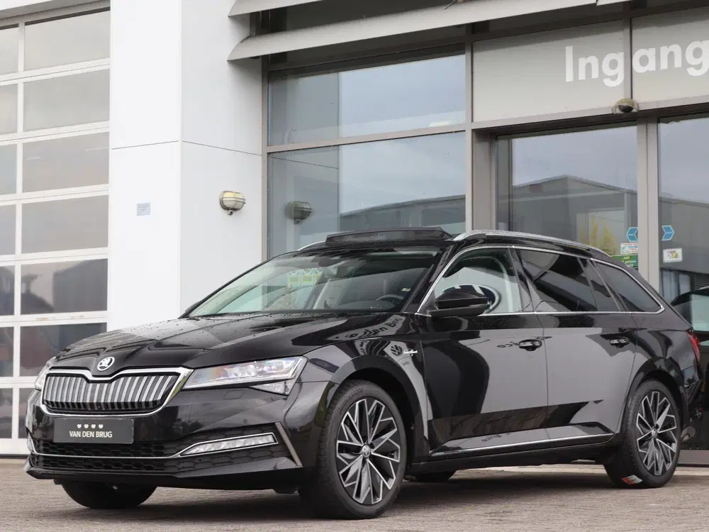 Skoda Superb 1.4 TSI iV 218 pk DSG L&K uit 2023, foto 6