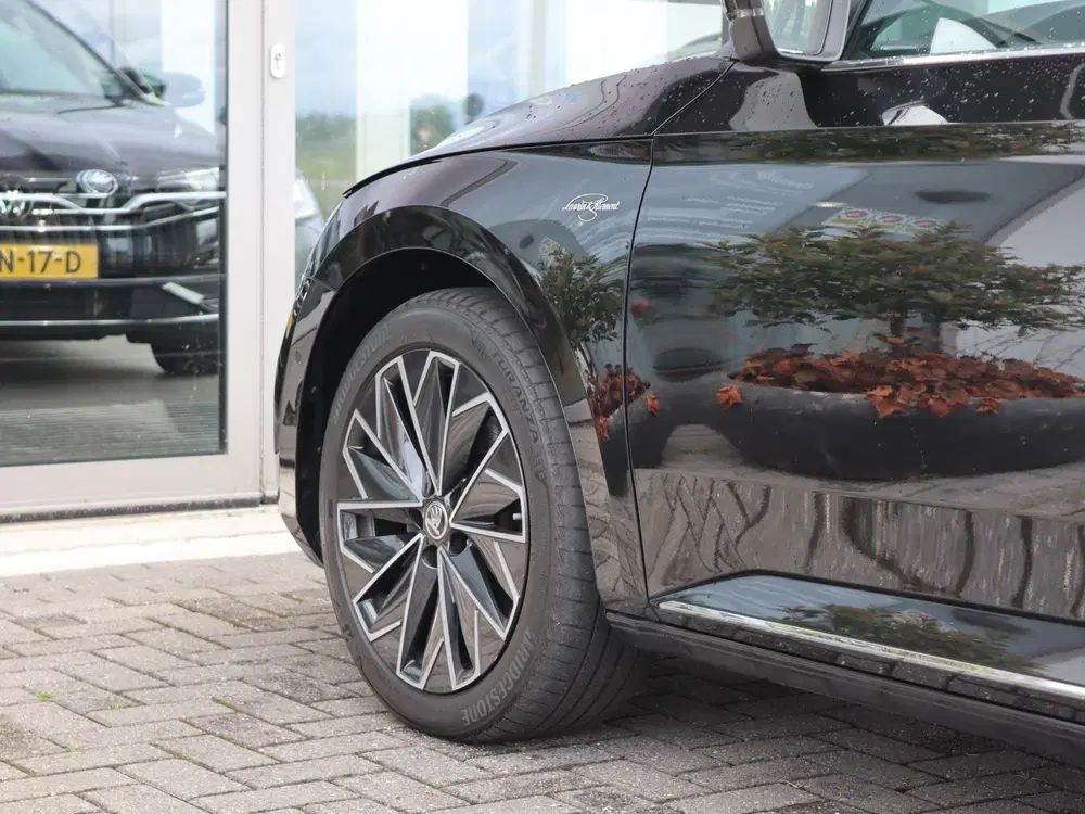 Skoda Superb 1.4 TSI iV 218 pk DSG L&K uit 2023, foto 7