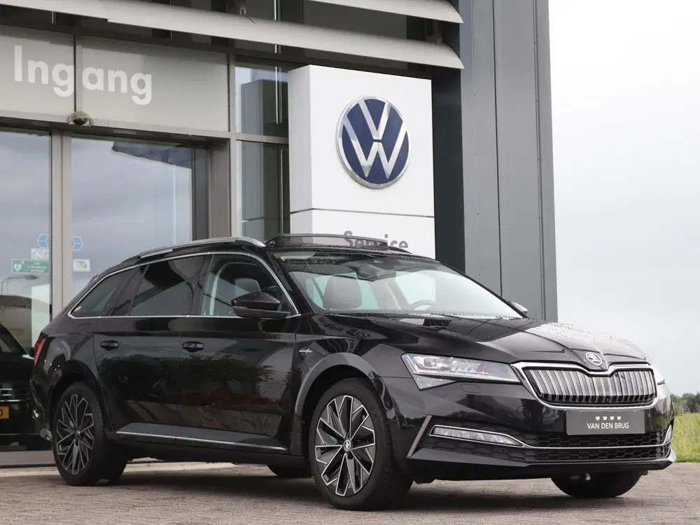 Skoda Superb 1.4 TSI iV 218 pk DSG L&K uit 2023, foto 8