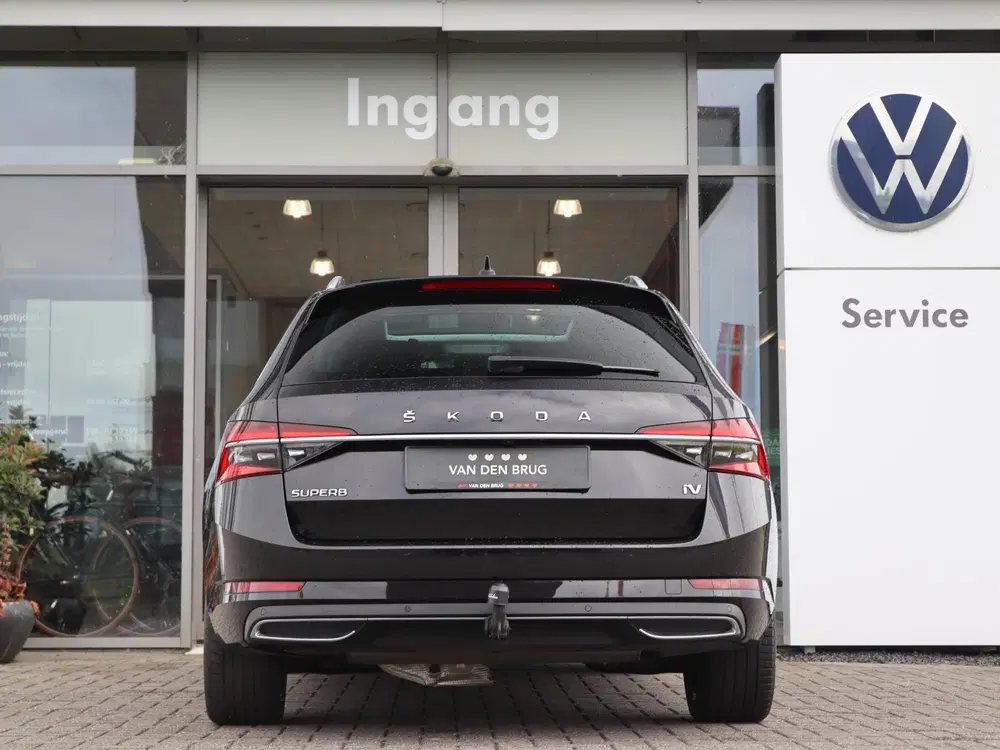 Skoda Superb 1.4 TSI iV 218 pk DSG L&K uit 2023, foto 9