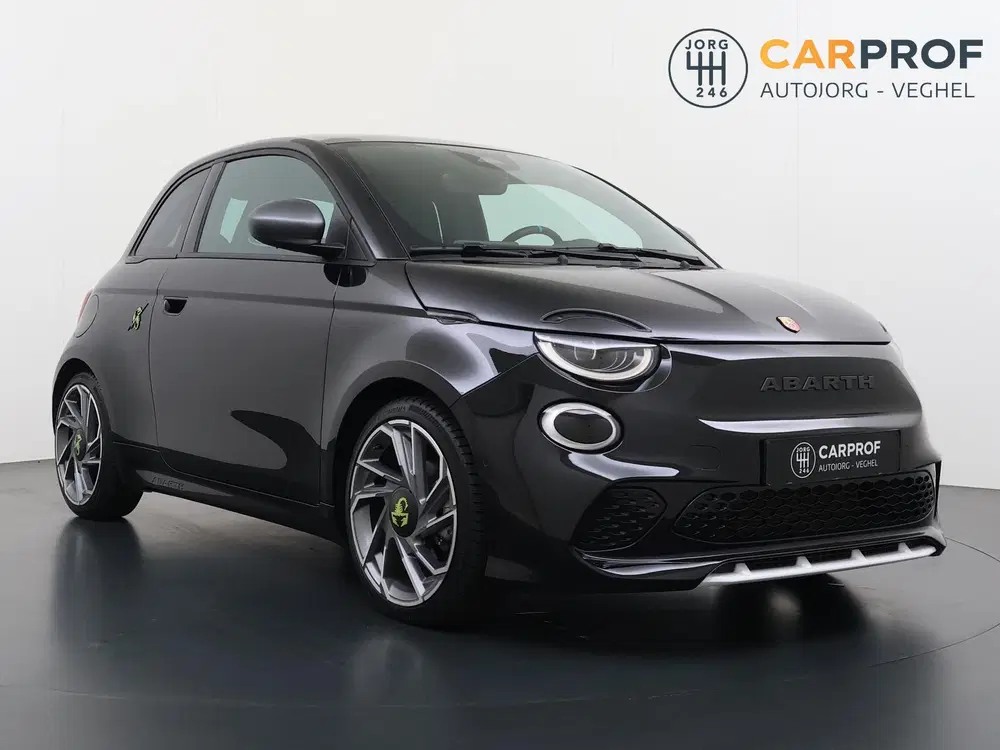 Abarth 500e Turismo 42 kWh Navigatie uit 2024, foto 4
