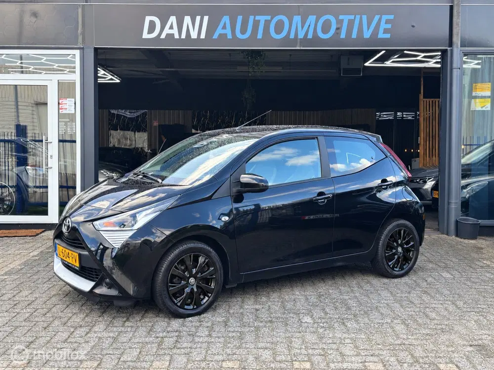 Toyota Aygo 1.0 VVT-i x-joy uit 2021, foto 2