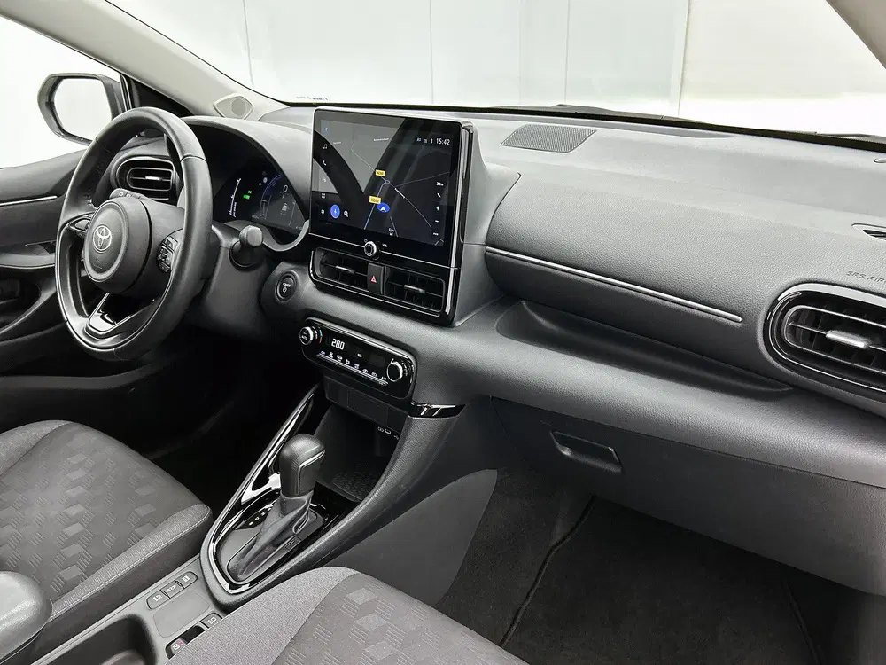 Toyota Yaris 1.5 Hybrid 115 First Edition uit 2024, foto 6