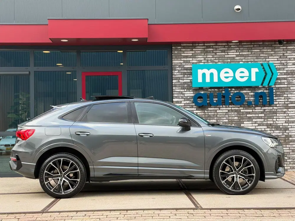 Audi Q3 45 TFSIe 3x S-LINE l PANO l SFEER l ASSIST uit 2023, foto 2