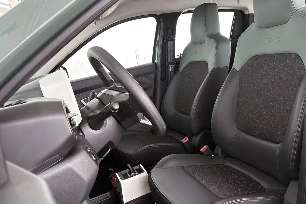 Dacia Spring Extreme 65 26.8 kWh Camera Apple CarPlay A uit 2025, foto 6