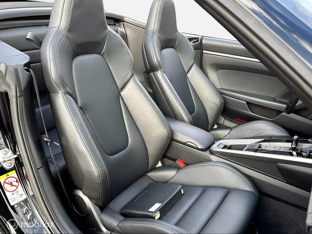 Porsche 911 3.0 Carrera uit 2021, foto 9