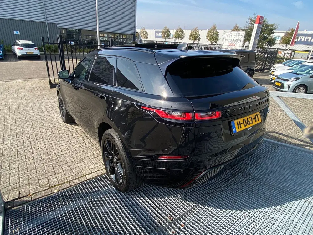 Land Rover Range Rover Velar 2.0 P250 Turbo AWD R-Dynamic NL uit 2020, foto 5