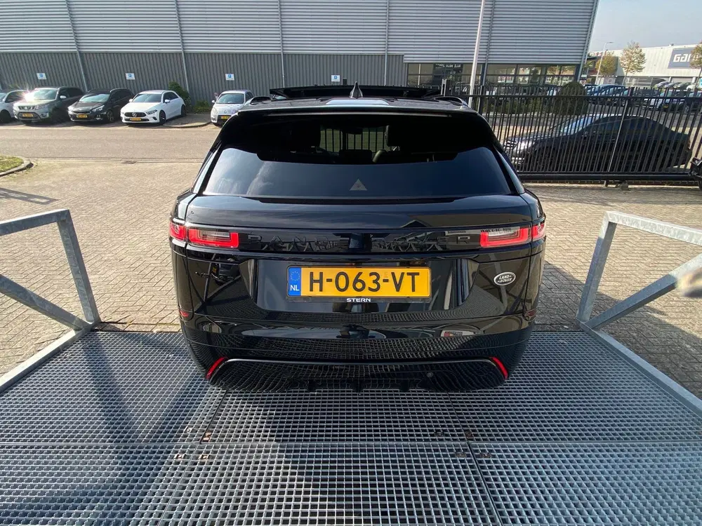 Land Rover Range Rover Velar 2.0 P250 Turbo AWD R-Dynamic NL uit 2020, foto 6