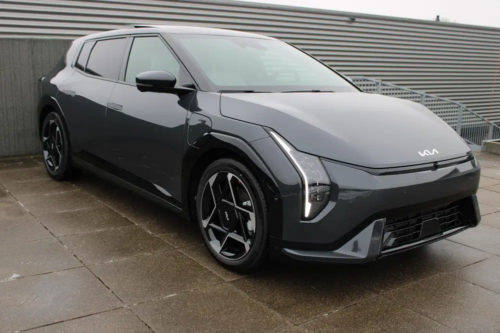 Kia EV4 GT-PlusLine 81.4 kWh Panodak uit 2026, foto 3