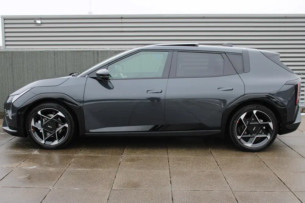 Kia EV4 GT-PlusLine 81.4 kWh Panodak uit 2026, foto 4