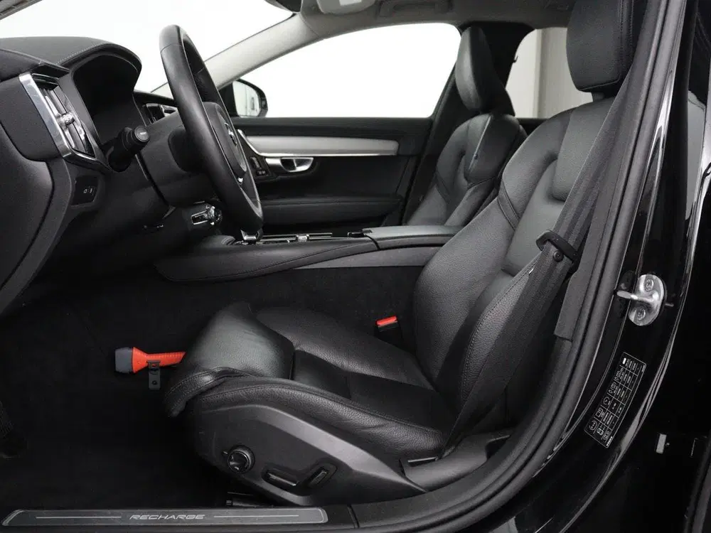 Volvo V90 2.0 T8 Plug-in hybrid AWD Plus Bright uit 2023, foto 5