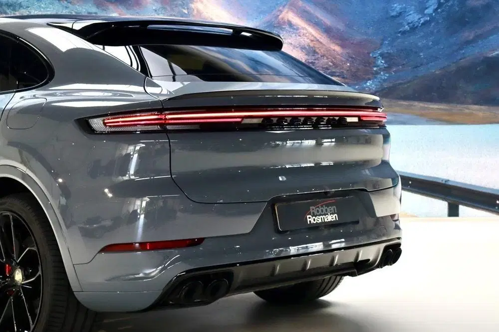 Porsche Cayenne Cayenne Coupé 3.0 E-Hybrid uit 2023, foto 5