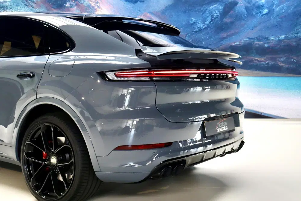 Porsche Cayenne Cayenne Coupé 3.0 E-Hybrid uit 2023, foto 6