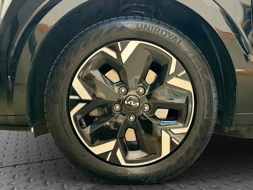 Kia Niro DynamicLine 64.8 kWh uit 2023, foto 7