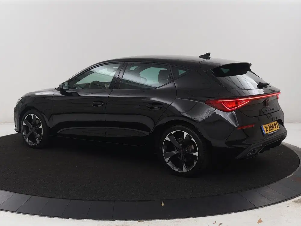 Cupra Leon 1.5 eTSI Business Edition uit 2023, foto 2