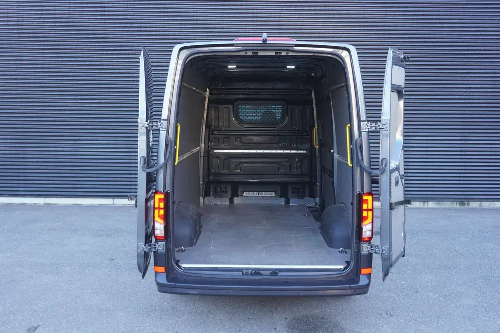 Volkswagen Crafter 140pk Facelift L3H3 uit 2024, foto 3