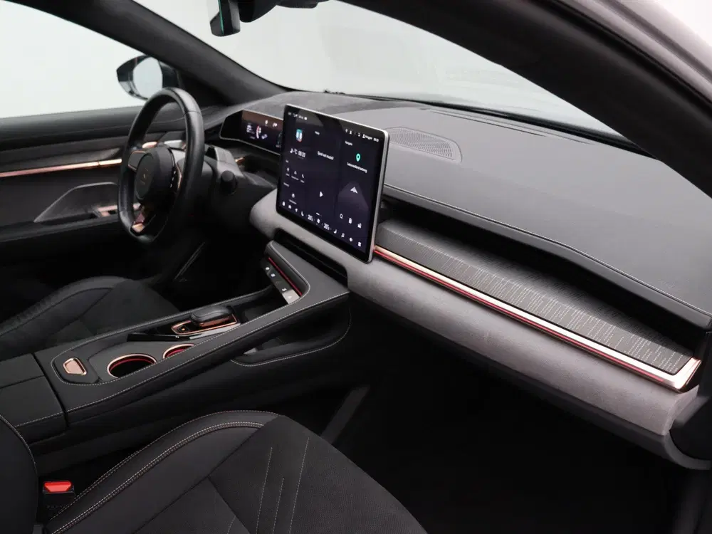 Zeekr 001 AWD Performance 100 kWh uit 2024, foto 14