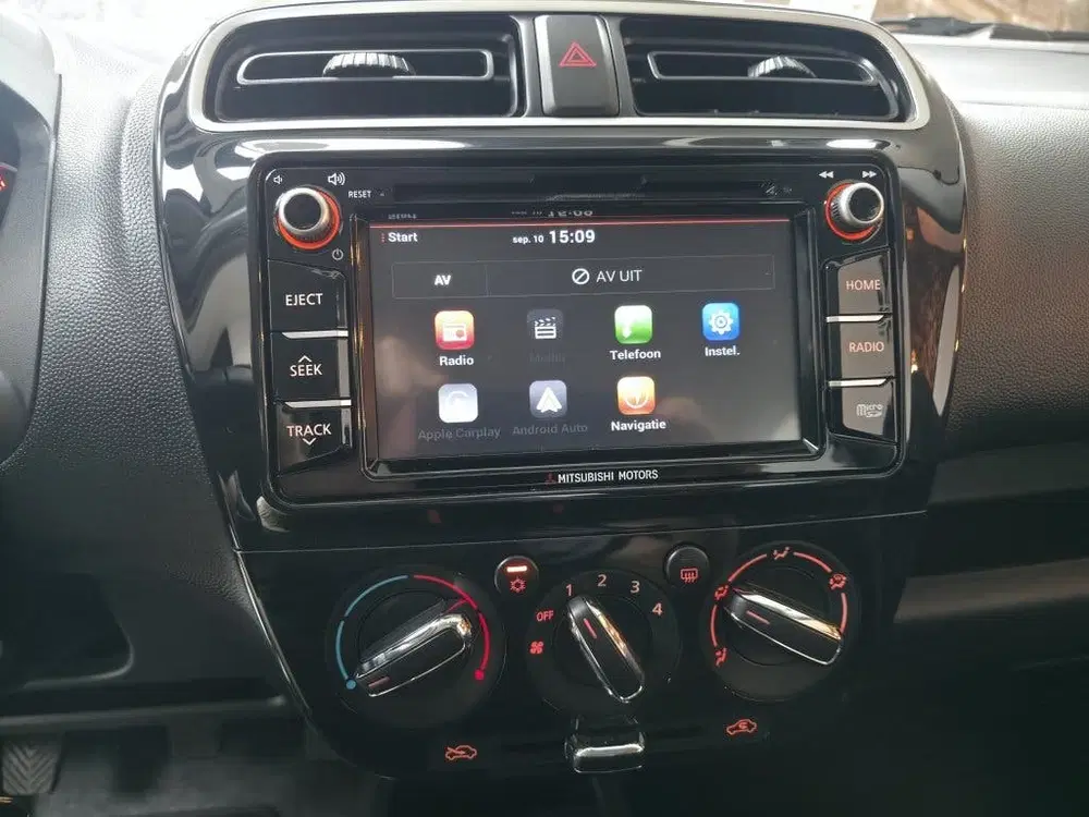 Mitsubishi Space Star 1.0 Cool+ uit 2020, foto 11