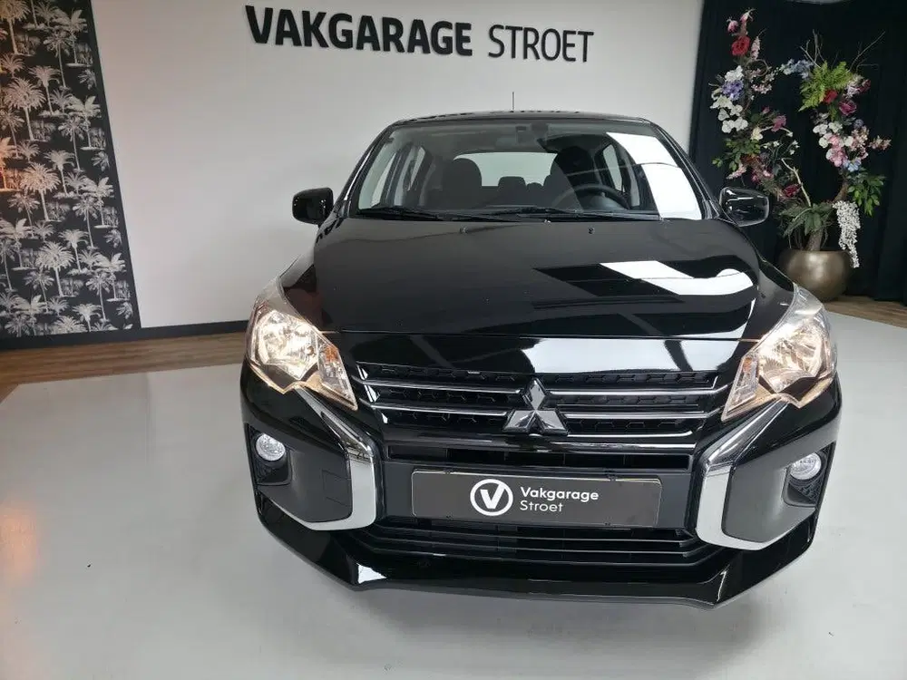Mitsubishi Space Star 1.0 Cool+ uit 2020, foto 2