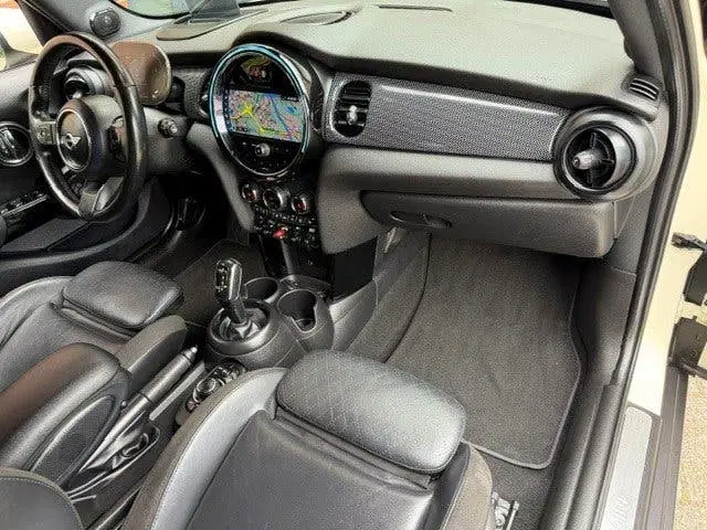 Mini One 1.5 One automaat uit 2021, foto 7