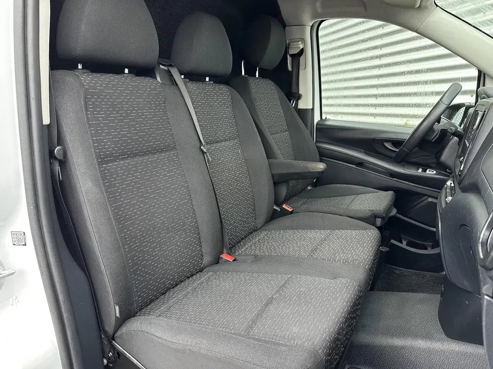 Mercedes-Benz Vito 116 CDI L3 Automaat Airco Apple Carplay F uit 2024, foto 3