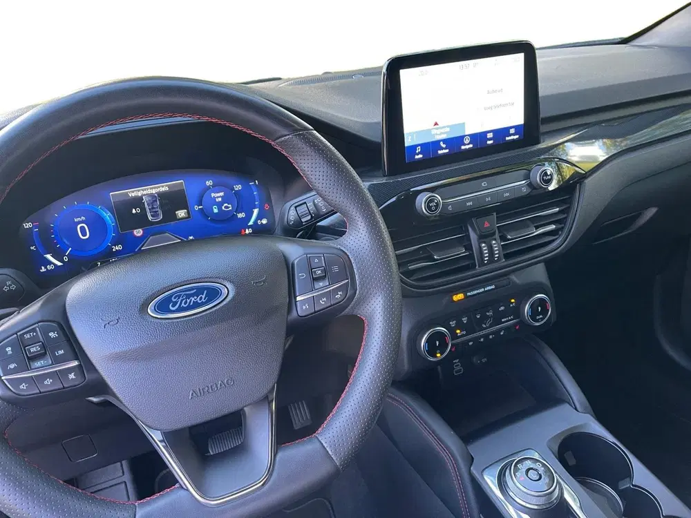 Ford Kuga 2.5 PHEV ST-Line X uit 2023, foto 13