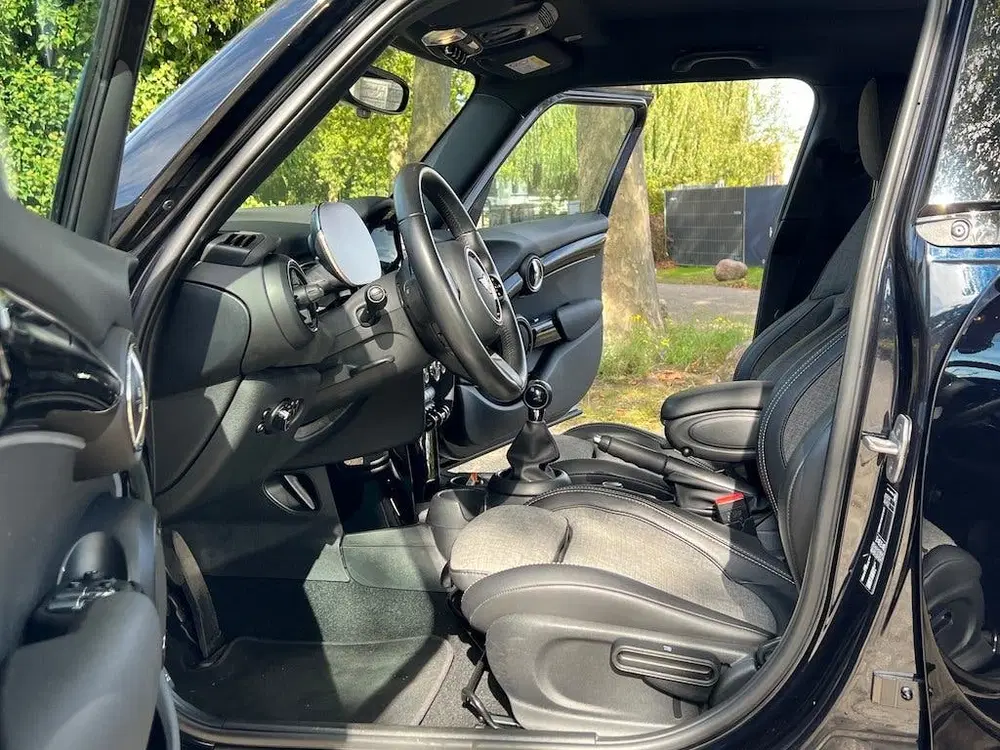 Mini Cooper Cooper 5-deurs 1.5i CarPlay Sportstoel Cli uit 2022, foto 15