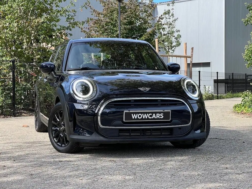Mini Cooper Cooper 5-deurs 1.5i CarPlay Sportstoel Cli uit 2022, foto 3