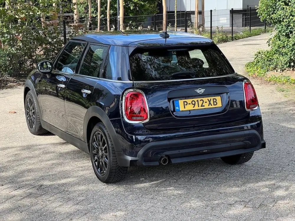 Mini Cooper Cooper 5-deurs 1.5i CarPlay Sportstoel Cli uit 2022, foto 6
