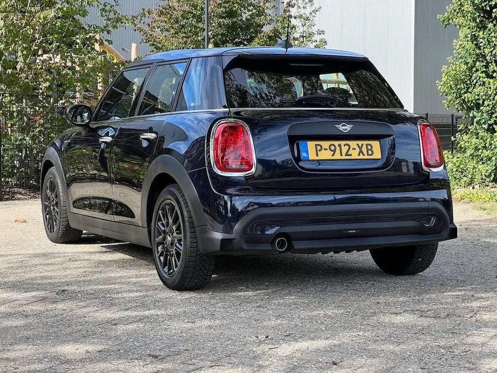 Mini Cooper Cooper 5-deurs 1.5i CarPlay Sportstoel Cli uit 2022, foto 7
