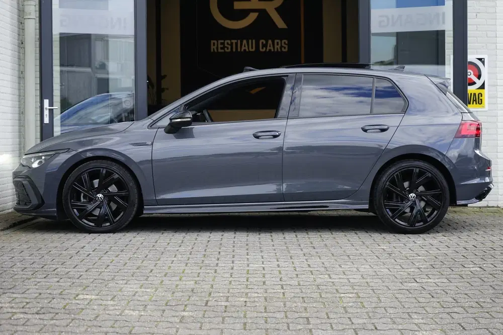 Volkswagen Golf 8 VIII 1.5 eTSI R-Line AUTOMAAT BLACK STYL uit 2022, foto 11