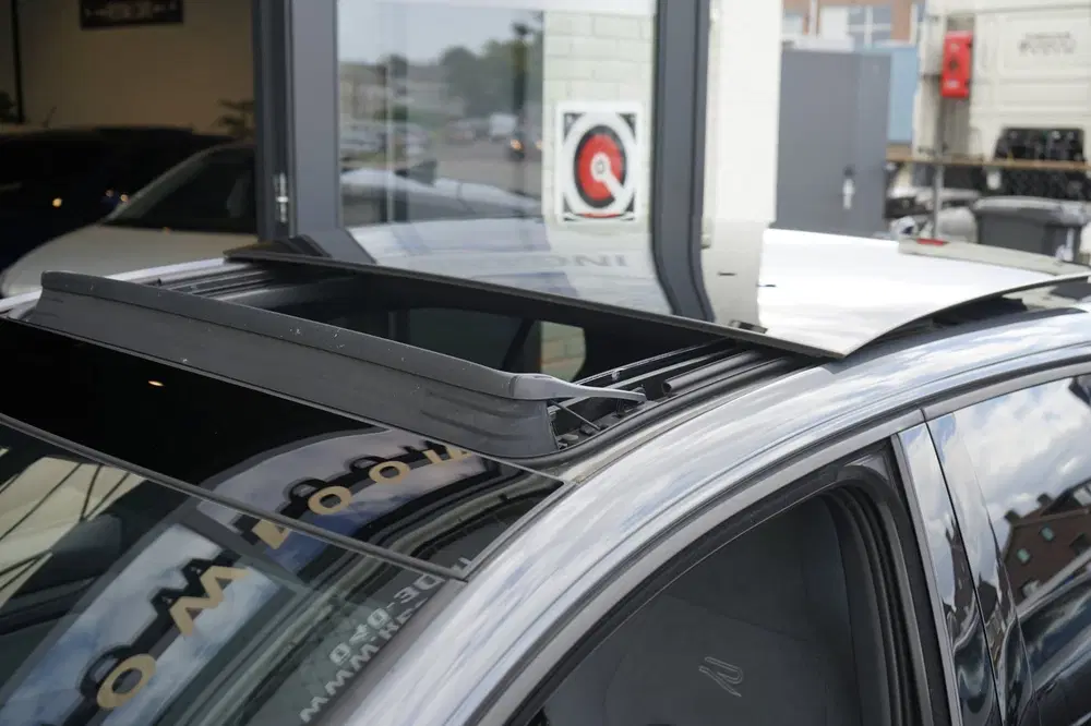 Volkswagen Golf 8 VIII 1.5 eTSI R-Line AUTOMAAT BLACK STYL uit 2022, foto 13