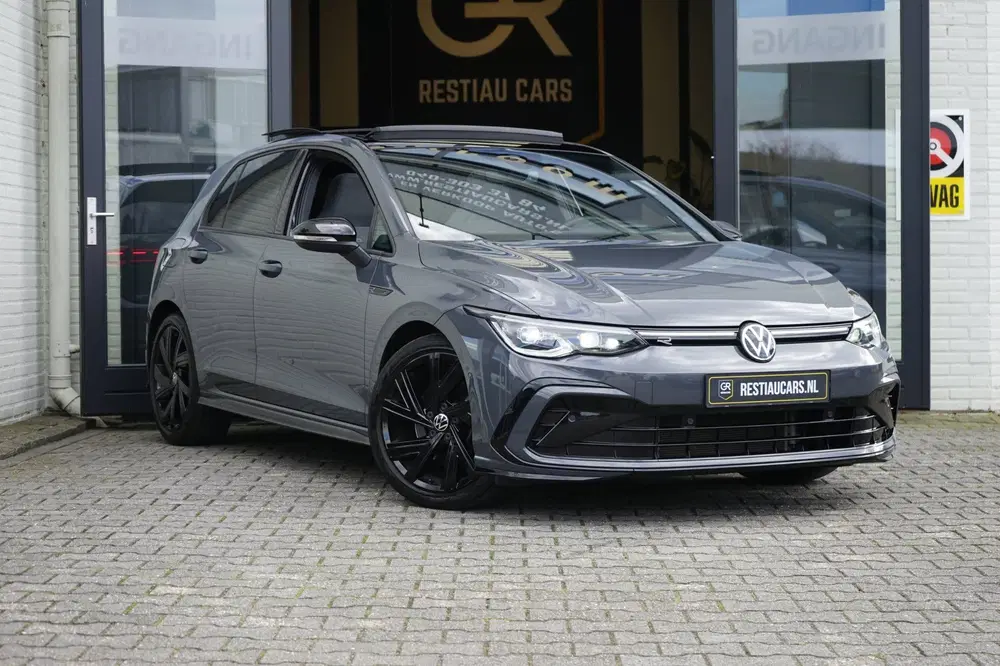Volkswagen Golf 8 VIII 1.5 eTSI R-Line AUTOMAAT BLACK STYL uit 2022, foto 5