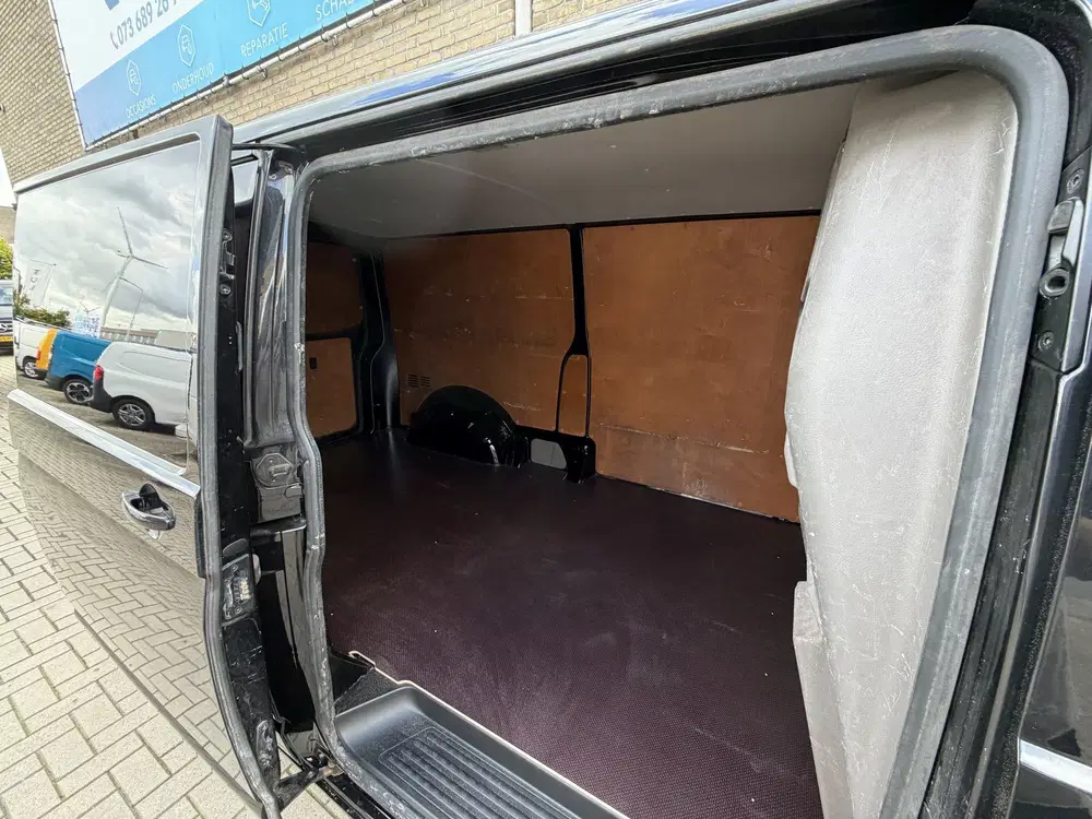 Volkswagen Transporter 2.0 TDI 110 PK Euro 6 L2H1 CarPlay uit 2020, foto 15