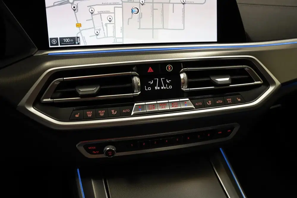 BMW X5 xDrive 45e High Executive Xline [ Luchtver uit 2021, foto 11