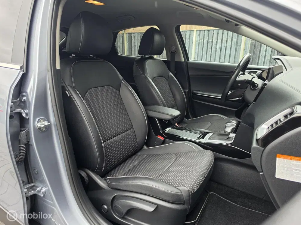 Kia XCeed 1.6 GDI PHEV 140PK CARPLAY LED NAVI CLIMA uit 2021, foto 3