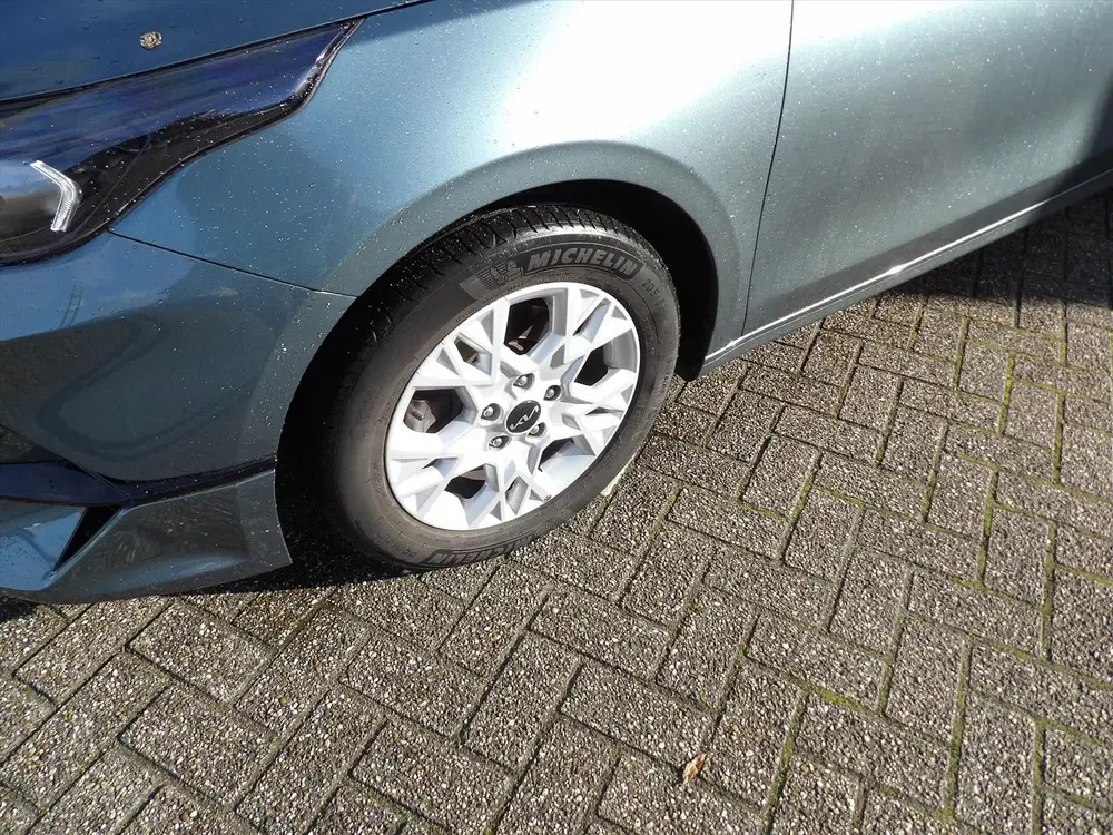 Kia Ceed 1.5 Turbo 140pk AUTOMAAT DynamicLine 26.00 uit 2024, foto 8