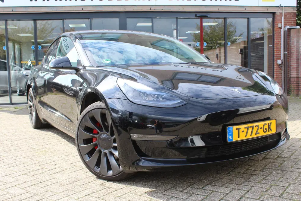 Tesla Model 3 Performance AWD 75 kWh SOH 92% 1 EIG uit 2023, foto 3