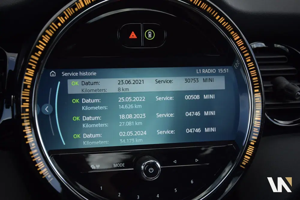 Mini John Cooper Works 2.0 Cooper S John Cooper Works Facelift uit 2022, foto 11