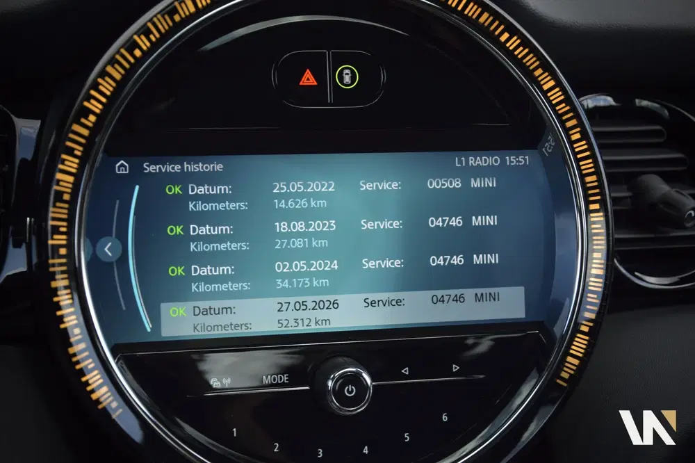Mini John Cooper Works 2.0 Cooper S John Cooper Works Facelift uit 2022, foto 12