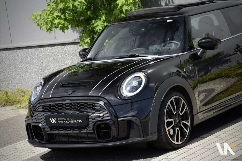 Mini John Cooper Works 2.0 Cooper S John Cooper Works Facelift uit 2022, foto 15
