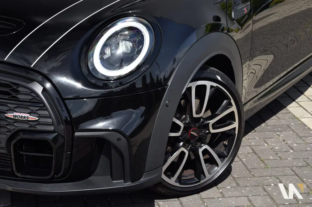 Mini John Cooper Works 2.0 Cooper S John Cooper Works Facelift uit 2022, foto 2