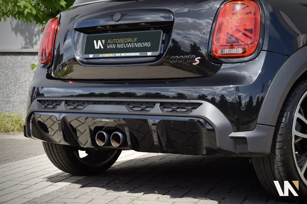 Mini John Cooper Works 2.0 Cooper S John Cooper Works Facelift uit 2022, foto 3