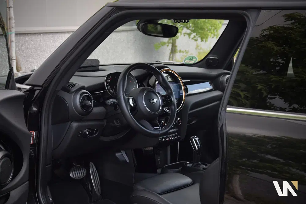 Mini John Cooper Works 2.0 Cooper S John Cooper Works Facelift uit 2022, foto 6