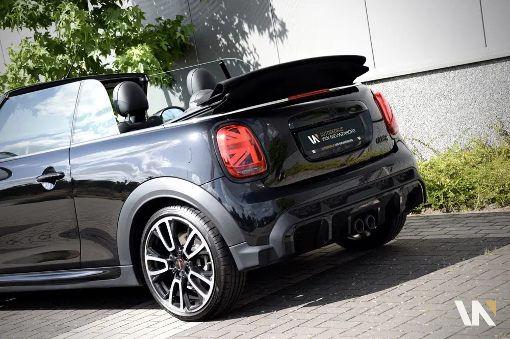 Mini Cabrio 2.0 Cooper S John Cooper Works uit 2022, foto 4