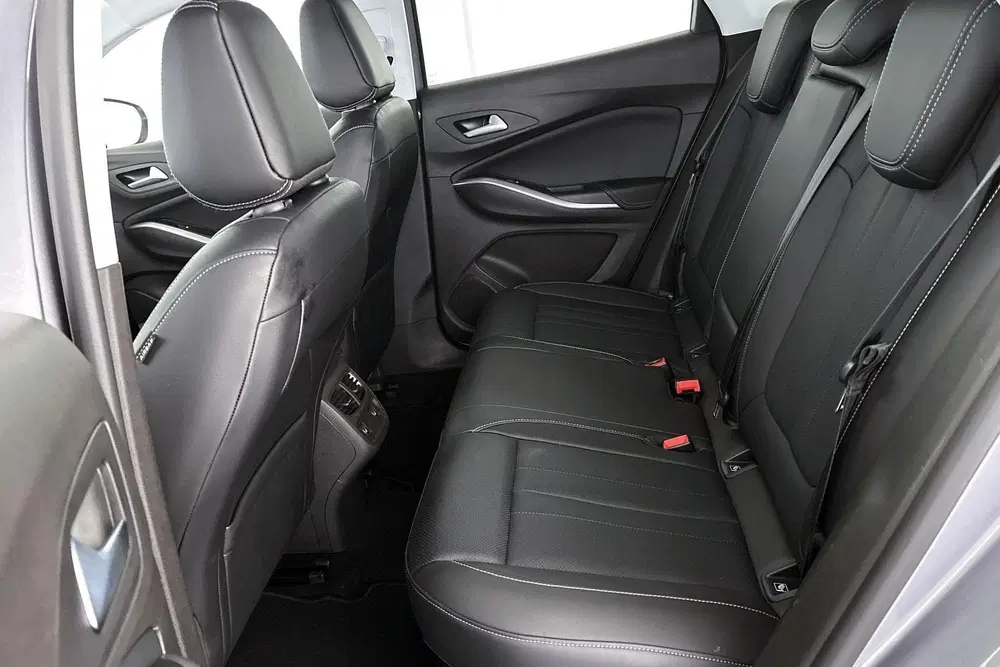 Opel Grandland 1.2 Turbo Hybrid Ultimate Leder Stoelventi uit 2025, foto 8