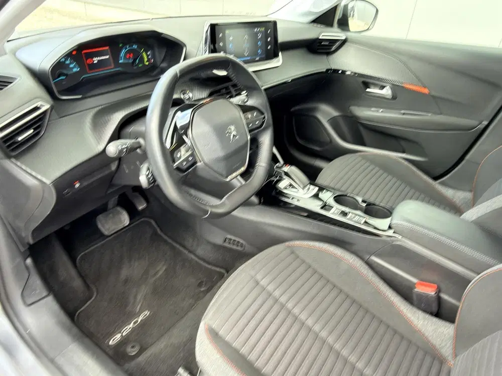 Peugeot 208 EV Blue Lease Allure AppleCarplay uit 2021, foto 9
