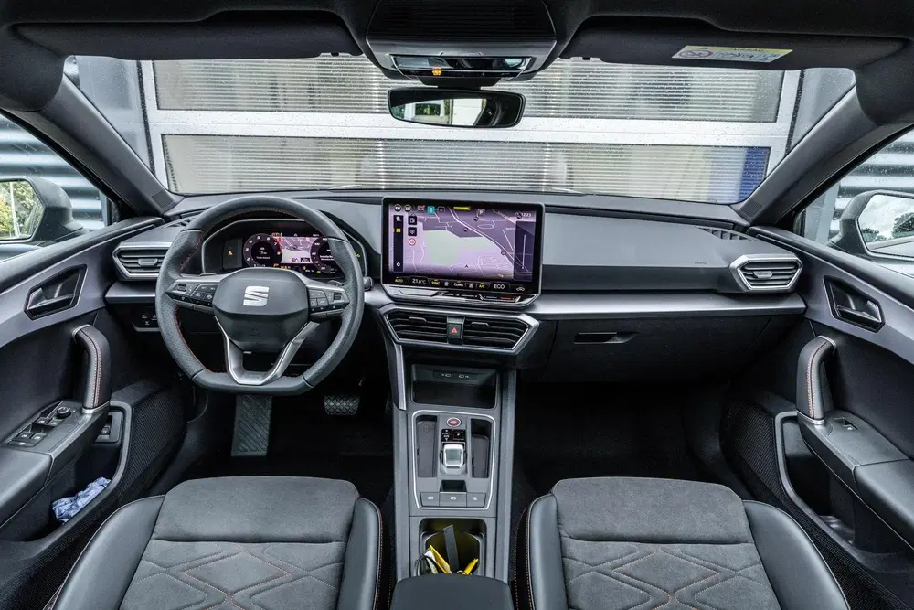 SEAT Leon 1.5 TSI 204pk e-Hybrid FR Business uit 2026, foto 5