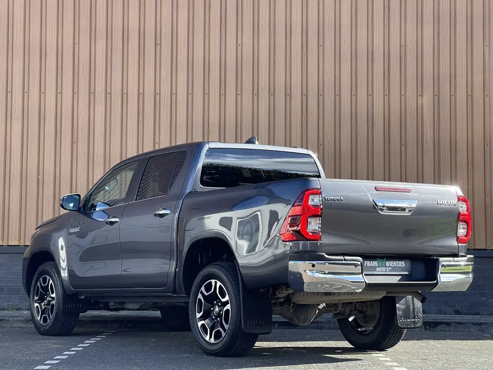 Toyota Hilux 2.8 D-4D Double Cab Executive uit 2024, foto 7